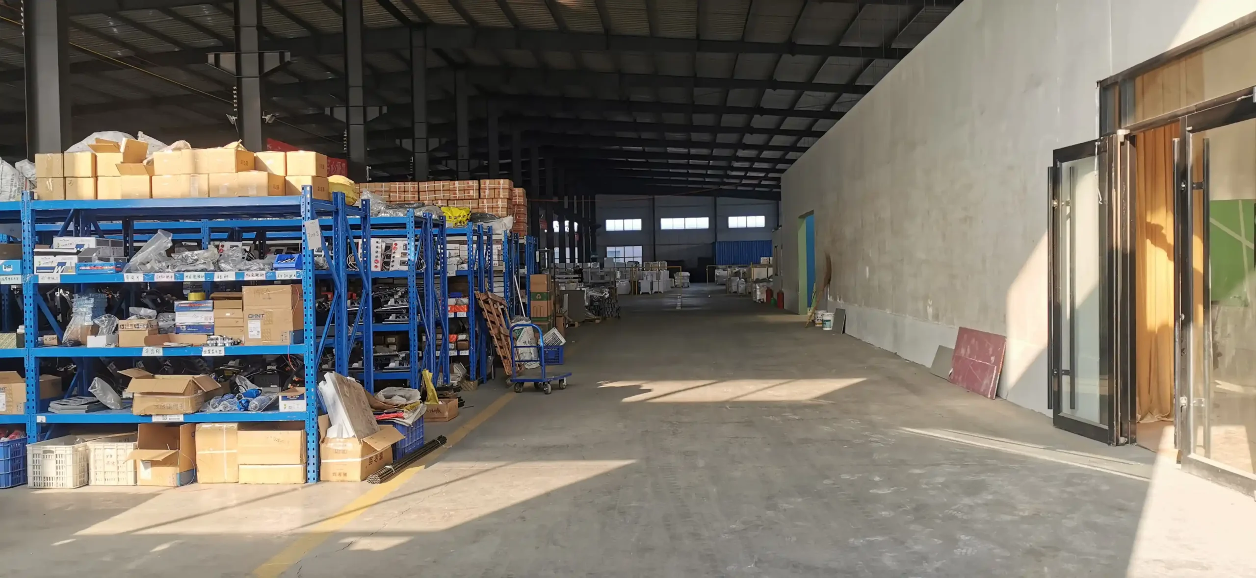 Ruiqi factory production floor